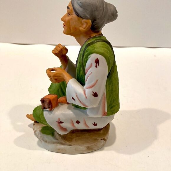 Vintage Homco Porcelain Asian Woman Figuurine Sitting On A Mat 1431 - Picture 2 of 5